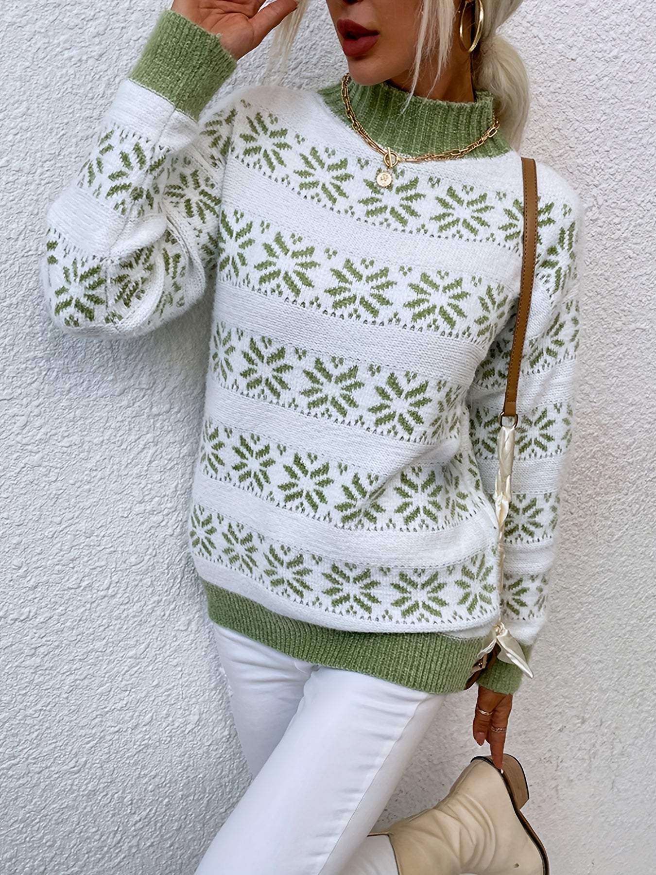 Women’s Christmas Jumper Snowflake Pattern | Festive