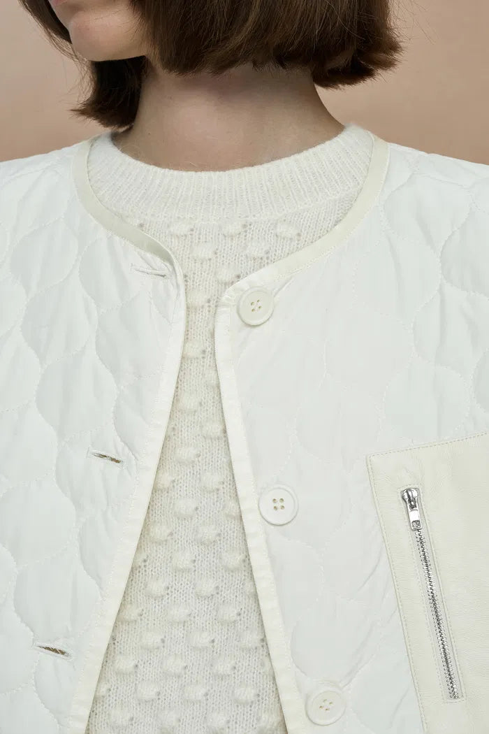 Women's Quilted Jacket With Zip Chest Pocket | Button-Up