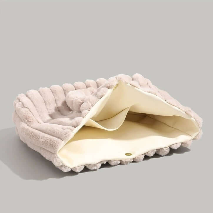 Women's Tote Bag Plush Pom-Pom Handles | Trendy