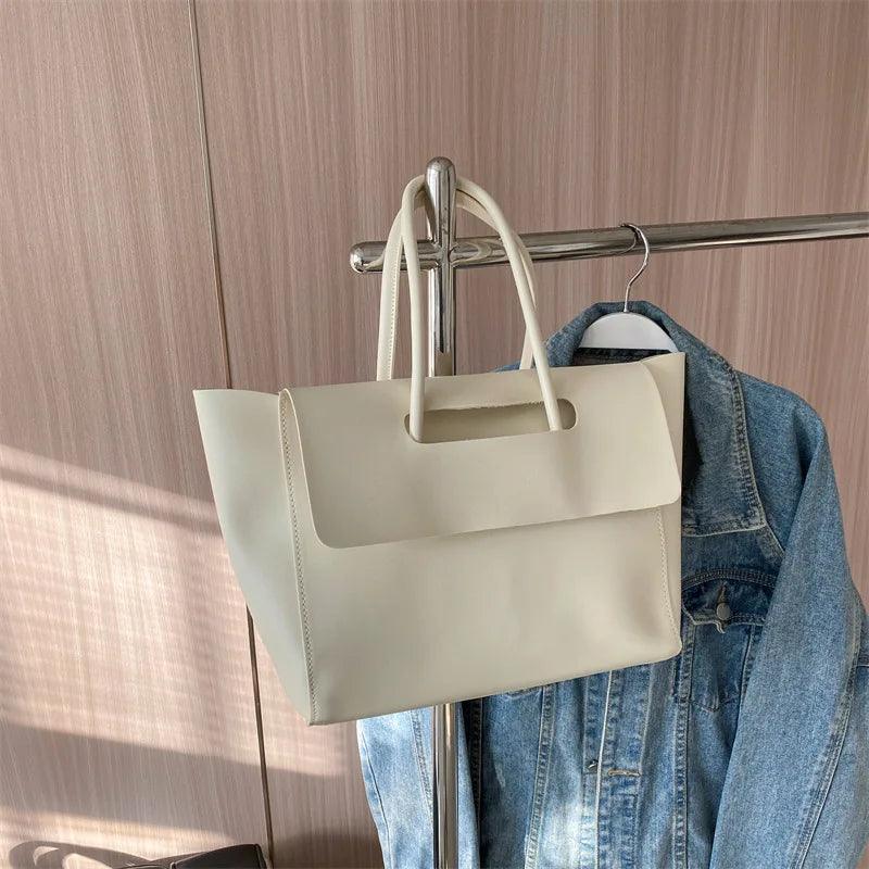 Women's Tote Bag Chic Urban Style | Sleek & Structured