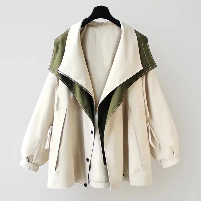 Lightweight Women's Rain Jacket | Hood