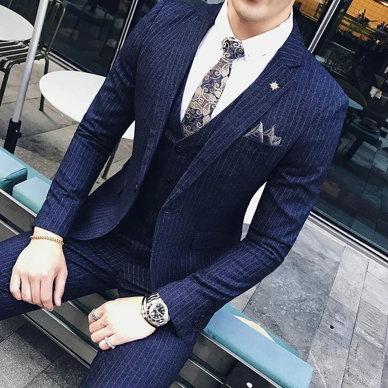 Men's Wedding and Tailored Business Suit
