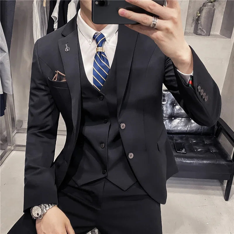 Men's Wedding and Tailored Business Suit