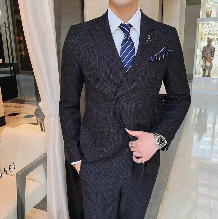 Men's Wedding and Tailored Business Suit