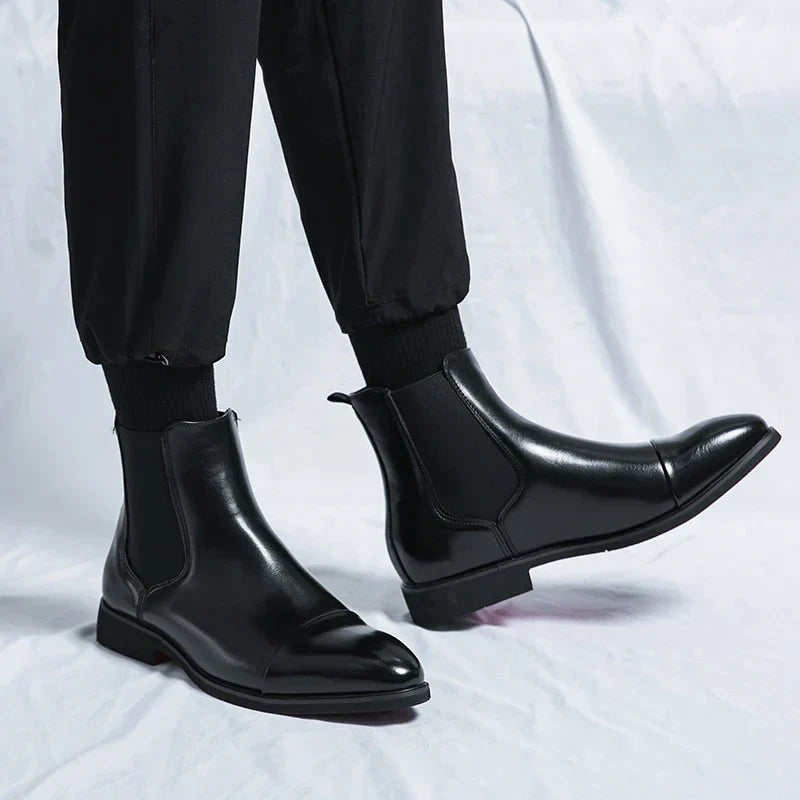 Men's Polished Chelsea Boots With Pointed Toe | Formal