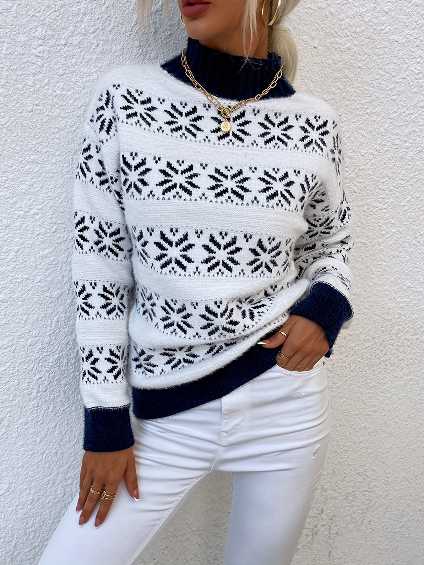 Women’s Christmas Jumper Snowflake Pattern | Festive