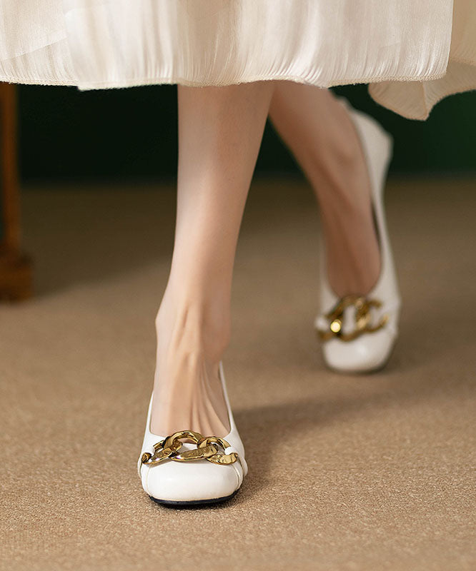 Women's Classic Kitten Heels Shoes Chain Detail | Closed Toe