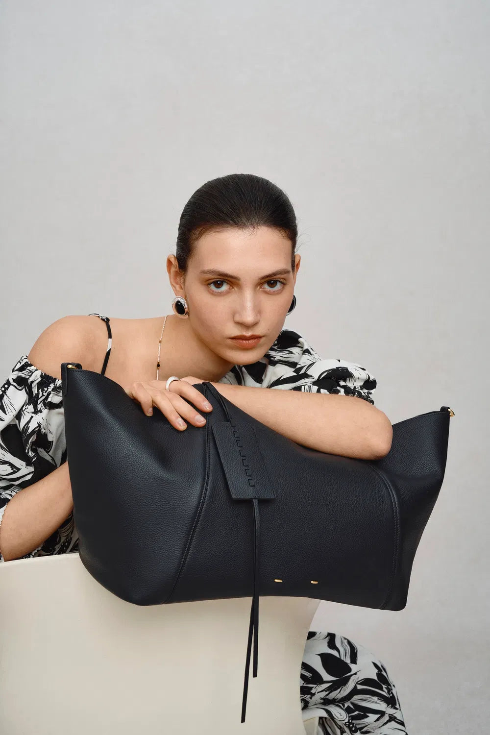 Travel Shoulder