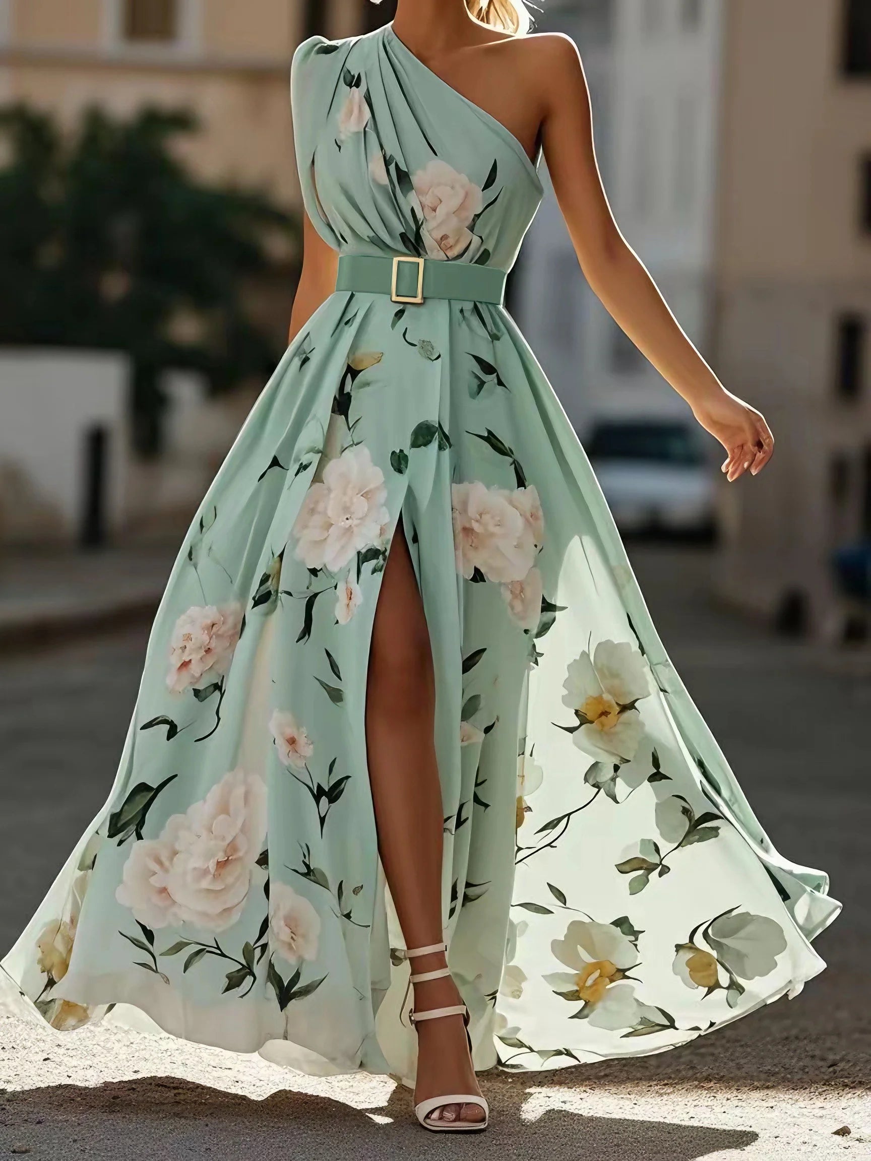 Maxi