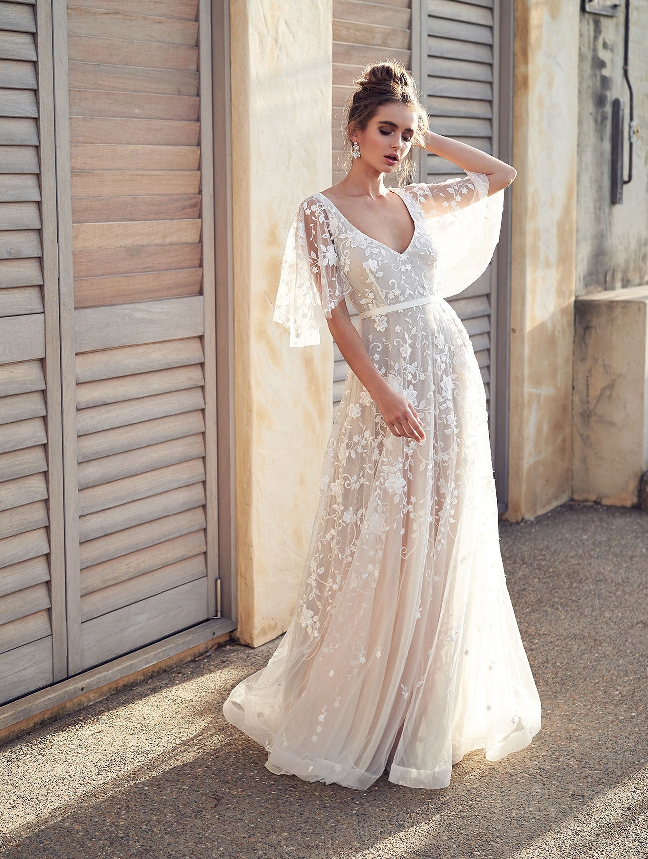 Women's Floral Bridal Gown Dress With Flutter Sleeves | Elegant
