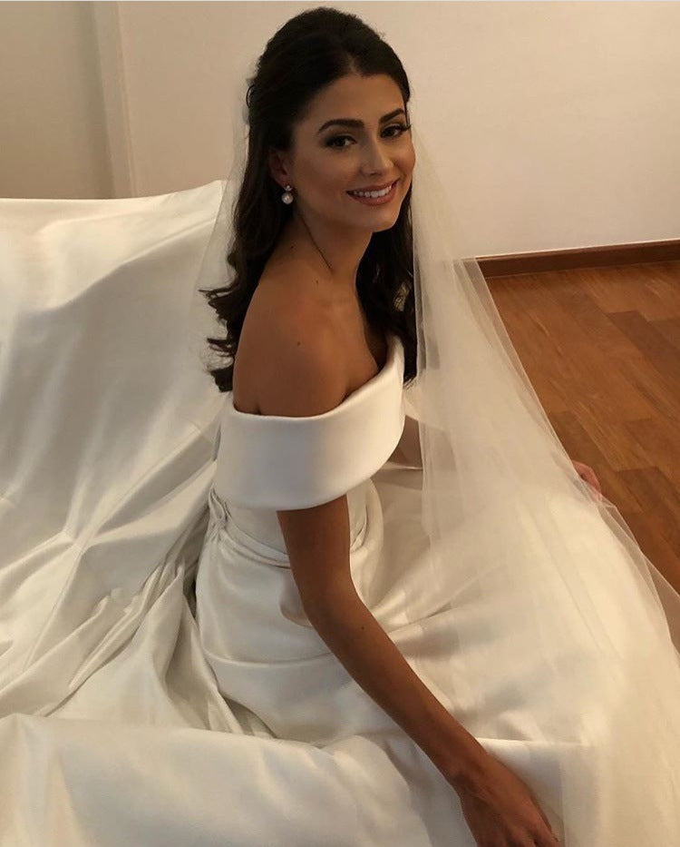 Women's Off-Shoulder Bridal Wedding Gown Dress | Maxi