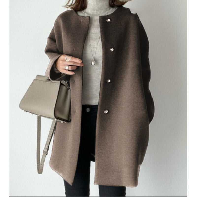 Women's Winter Coat With Button Closure | Elegant