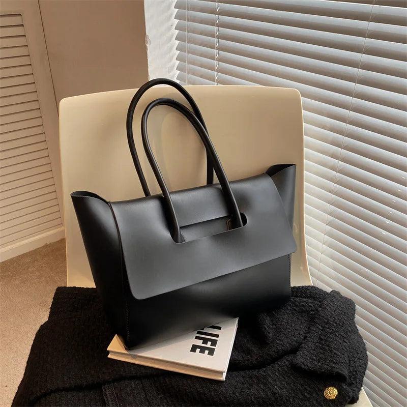 Women's Tote Bag Chic Urban Style | Sleek & Structured